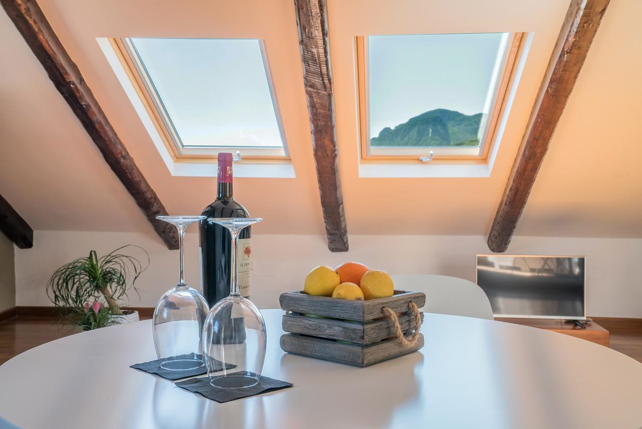 サレルノ Plaium Montis Bed & Breakfast エクステリア 写真