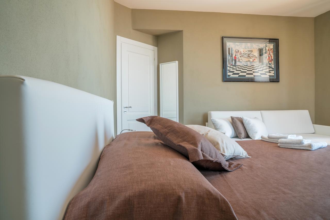 サレルノ Plaium Montis Bed & Breakfast エクステリア 写真